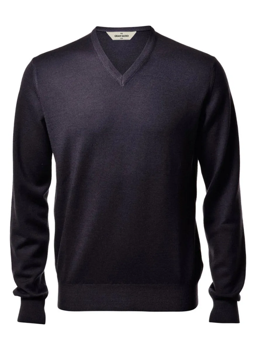 Gran Sasso Vintage Wash Extrafine Merino V-Neck in Charcoal